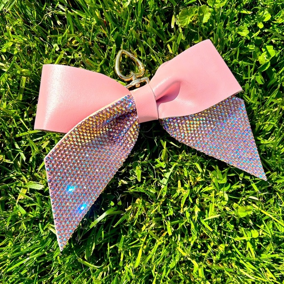 Simply Gilded Glass Crystal Rhinestone Jumbo Pink Clip On - Picture 7 of 7